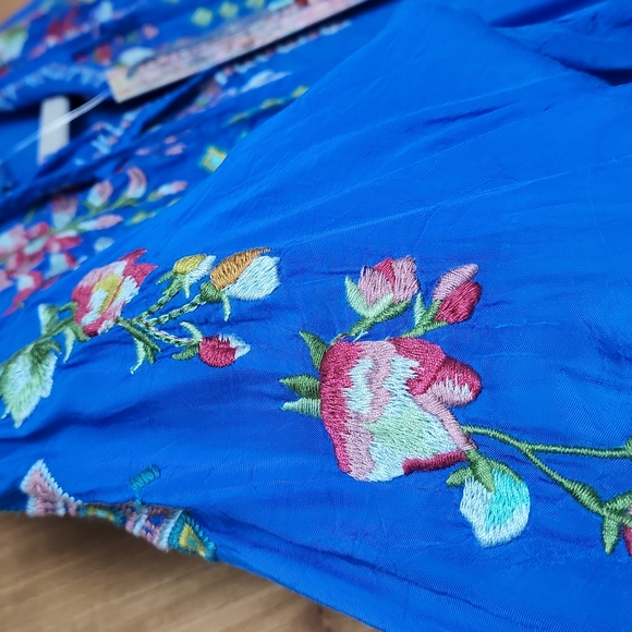 JOHNNY WAS Tunic top - Picture 5 of 15